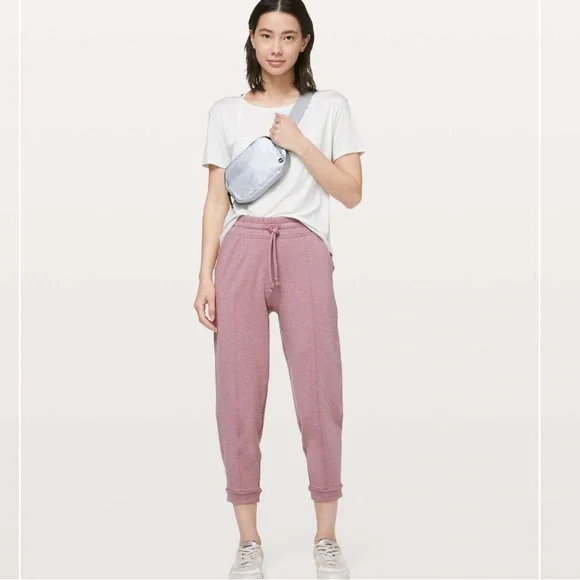 🍋LULULEMON At My Leisure Jogger
Heathered Mod Misty Merlo - Picture 3 of 9